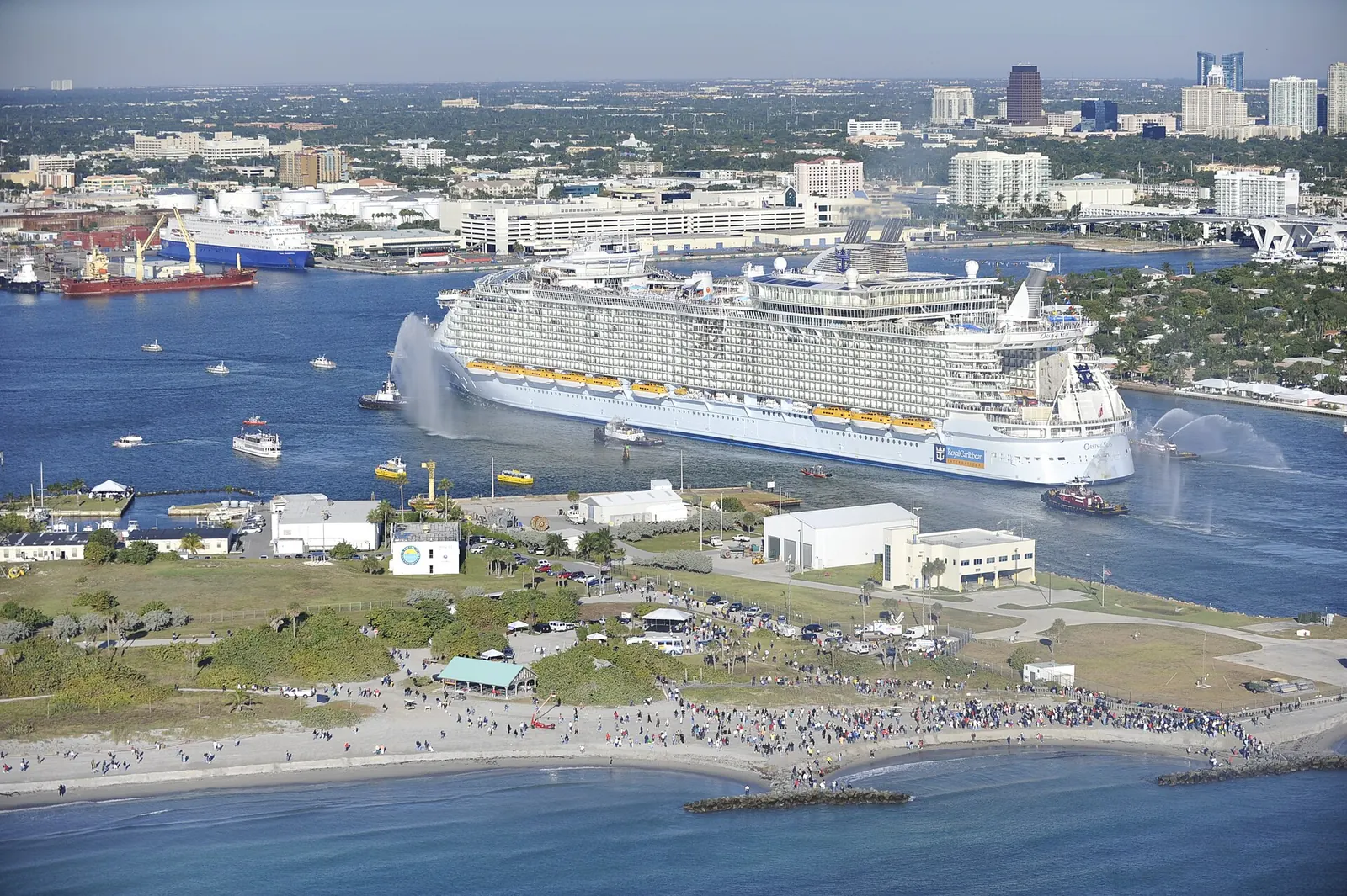 Oasis of the Seas arriving at Port Everglades in Fort Lauderdale as crowds watch from the beach
